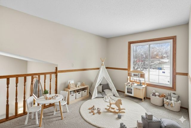 9882 Upper 173rd Court W, Lakeville, MN 55044