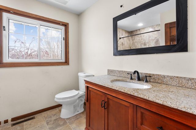 9882 Upper 173rd Court W, Lakeville, MN 55044