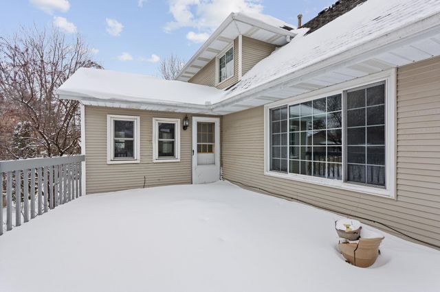 9882 Upper 173rd Court W, Lakeville, MN 55044