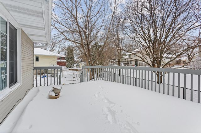 9882 Upper 173rd Court W, Lakeville, MN 55044