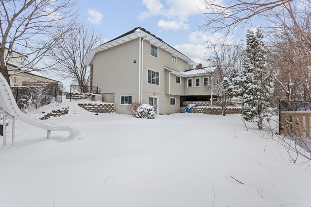 9882 Upper 173rd Court W, Lakeville, MN 55044