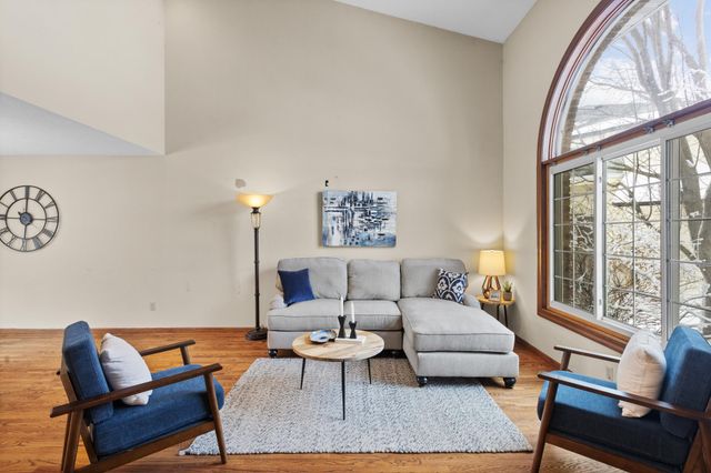 9882 Upper 173rd Court W, Lakeville, MN 55044