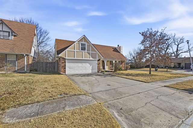 8329 N 118th East Avenue, Owasso, OK 74055