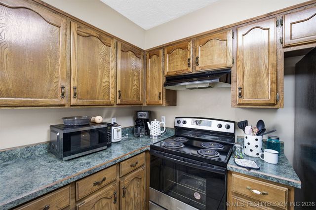 8329 N 118th East Avenue, Owasso, OK 74055