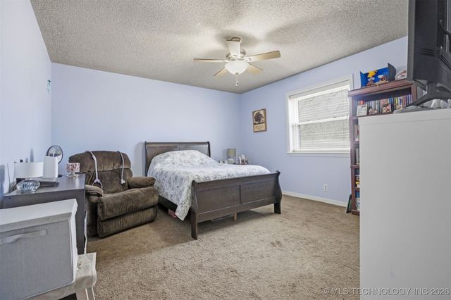 8329 N 118th East Avenue, Owasso, OK 74055