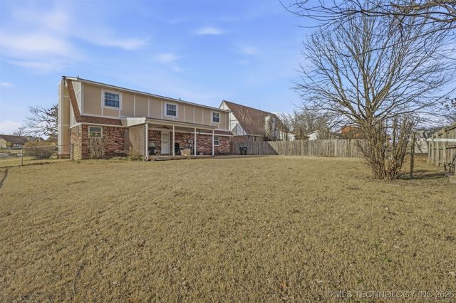 8329 N 118th East Avenue, Owasso, OK 74055