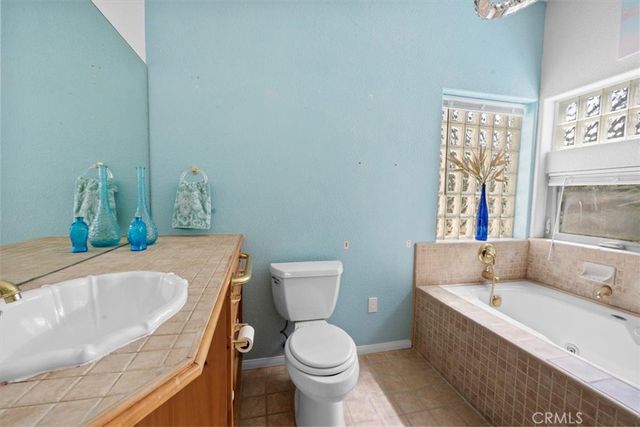 38512 North Shore Drive, Fawnskin, CA 92333