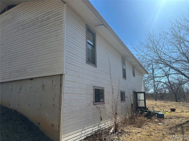 115 Kelly Street, Steelville, MO 65565