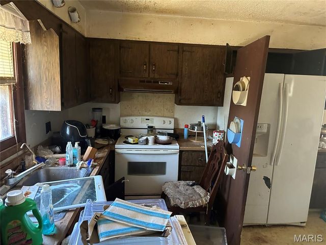 115 Kelly Street, Steelville, MO 65565