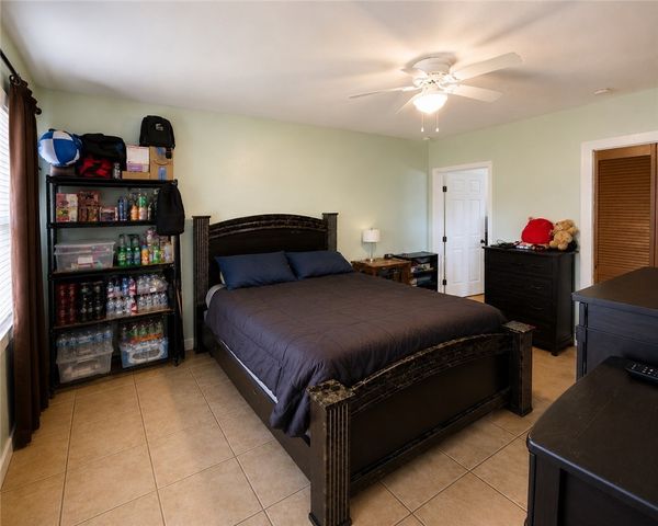 1506 Denver St, Portland, TX 78374