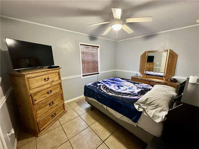 1506 Denver St, Portland, TX 78374