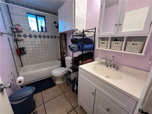 1506 Denver St, Portland, TX 78374