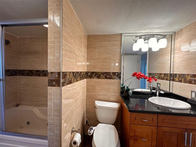 2699 SEVILLE BOULEVARD 701, Clearwater, FL 33764