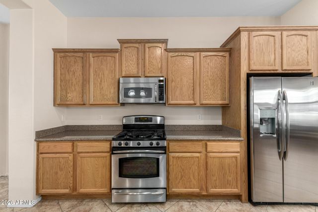 12887 W FETLOCK Trail, Peoria, AZ 85383