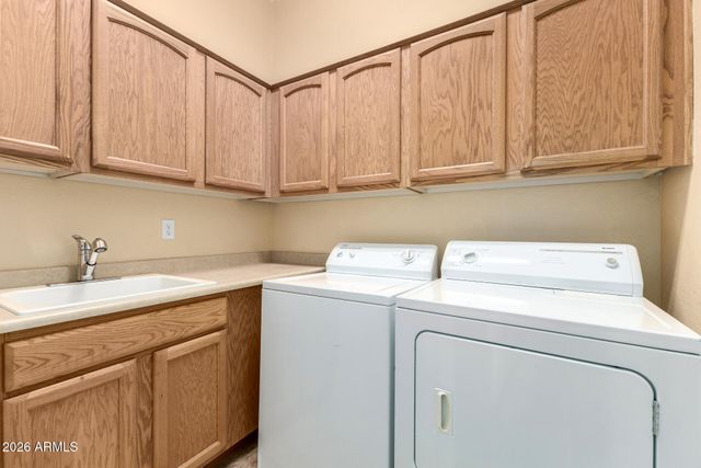 12887 W FETLOCK Trail, Peoria, AZ 85383