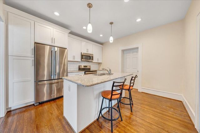 1819 Maiden LN, Roanoke, VA 24015