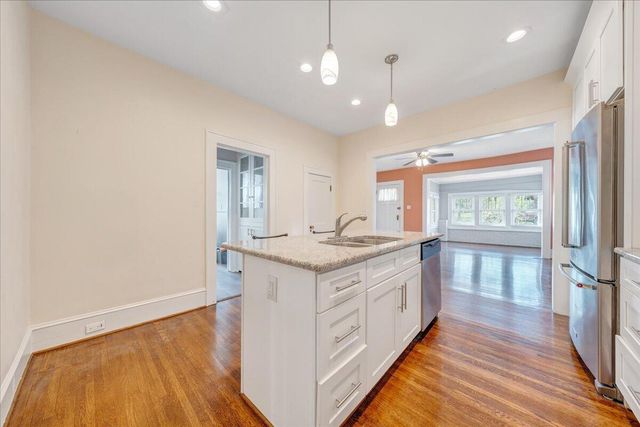 1819 Maiden LN, Roanoke, VA 24015