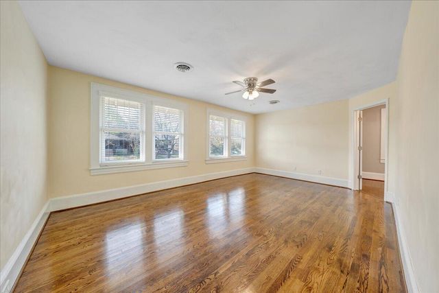 1819 Maiden LN, Roanoke, VA 24015