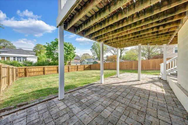 1819 Maiden LN, Roanoke, VA 24015