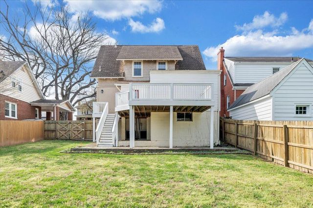 1819 Maiden LN, Roanoke, VA 24015