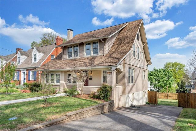 1819 Maiden LN, Roanoke, VA 24015