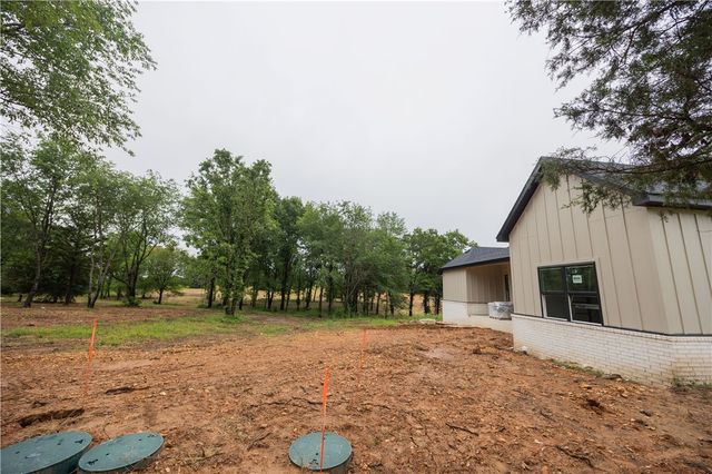 13025 Wallys Way, Siloam Springs, AR 72734