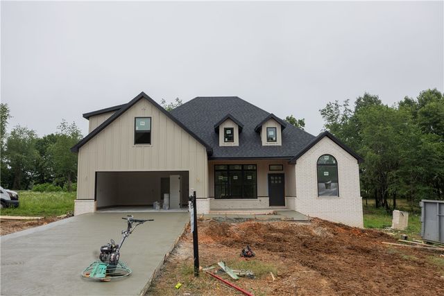 13025 Wallys Way, Siloam Springs, AR 72734