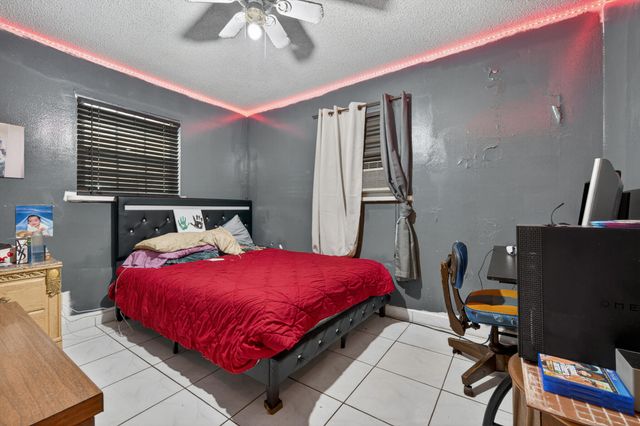 817 NE 20th Street, Belle Glade, FL 33430