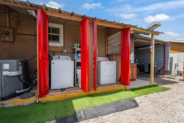 817 NE 20th Street, Belle Glade, FL 33430