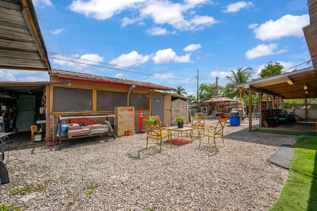 817 NE 20th Street, Belle Glade, FL 33430