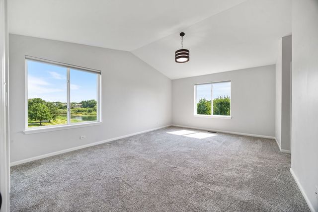 391 Copper Springs Lane, Elgin, IL 60124