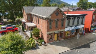 829 W Main Street 3, Madison, IN 47250
