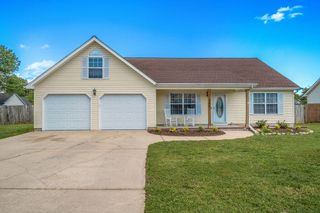 35 Holli Lane, Rossville, GA 30741