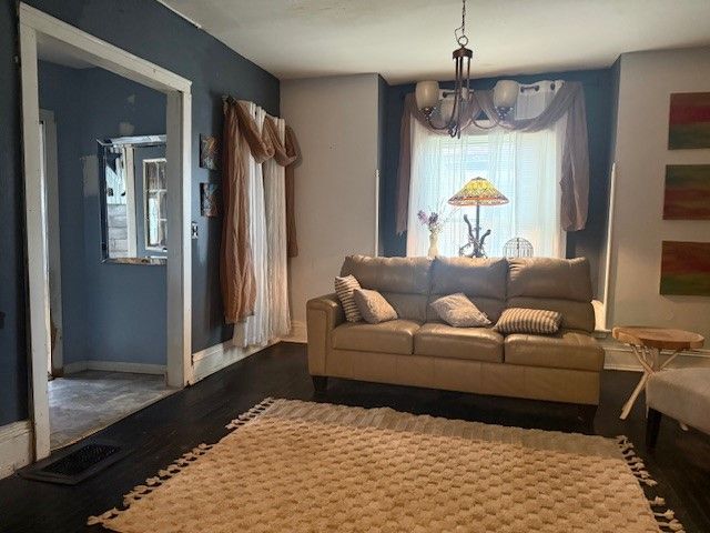 637 PENNSYLVANIA AVE, Elmira City, NY 14904