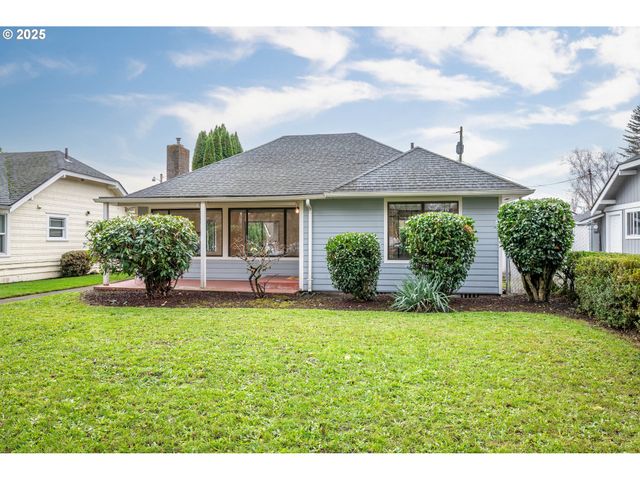 1531 NICHOLS Blvd, Longview, WA 98632