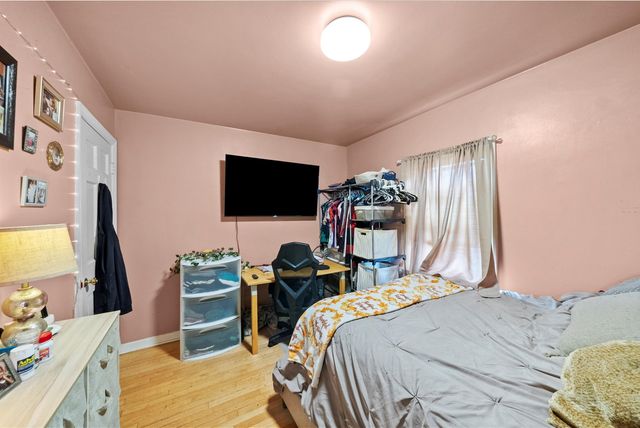 429 Geneva Avenue, Bellwood, IL 60104