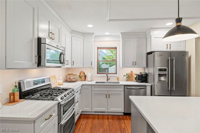 5130 Crimson King Court, Medina, OH 44256