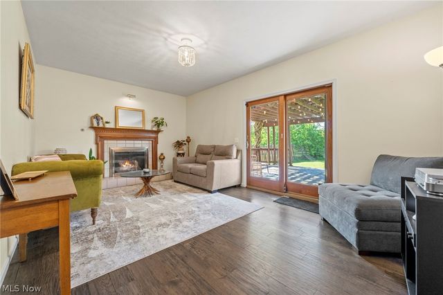 5130 Crimson King Court, Medina, OH 44256