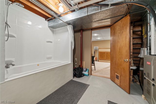 5130 Crimson King Court, Medina, OH 44256