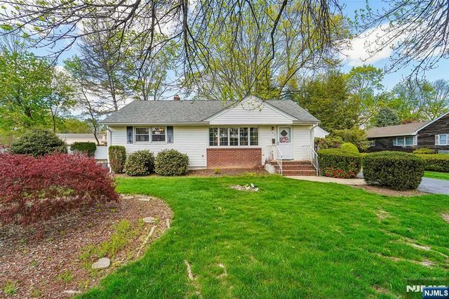 193 Homestead Road, Paramus, NJ 07652