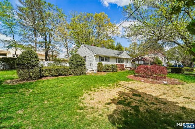 193 Homestead Road, Paramus, NJ 07652