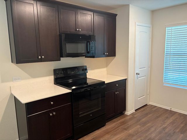 702 Slocum Way, Princeton, TX 75407