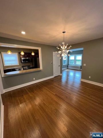 156 Washington Place, Ridgewood, NJ 07450