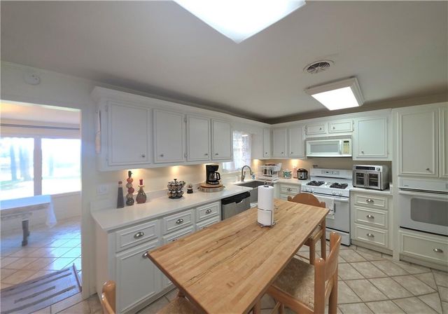 3403 Trout Street, Brunswick, GA 31520