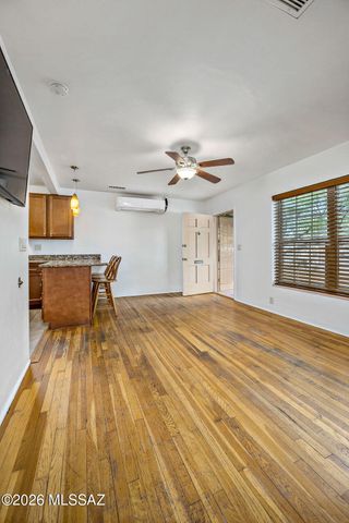 1121 E 9th Street, Tucson, AZ 85719