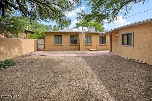 1121 E 9th Street, Tucson, AZ 85719