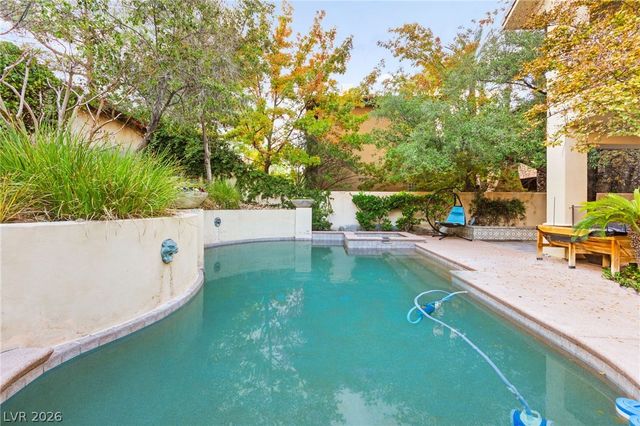 9204 White Tail Drive, Las Vegas, NV 89134