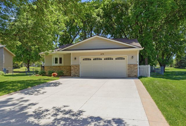 876 Curry Trail, Eagan, MN 55123