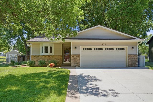 876 Curry Trail, Eagan, MN 55123