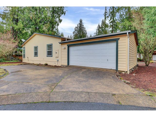 24702 E CEDAR HILL Ter, Welches, OR 97067